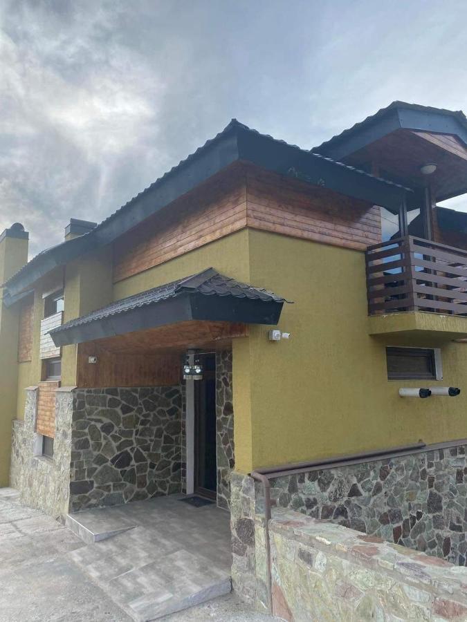 Bismillah Hotel And Restaurent Gudauri Exterior photo